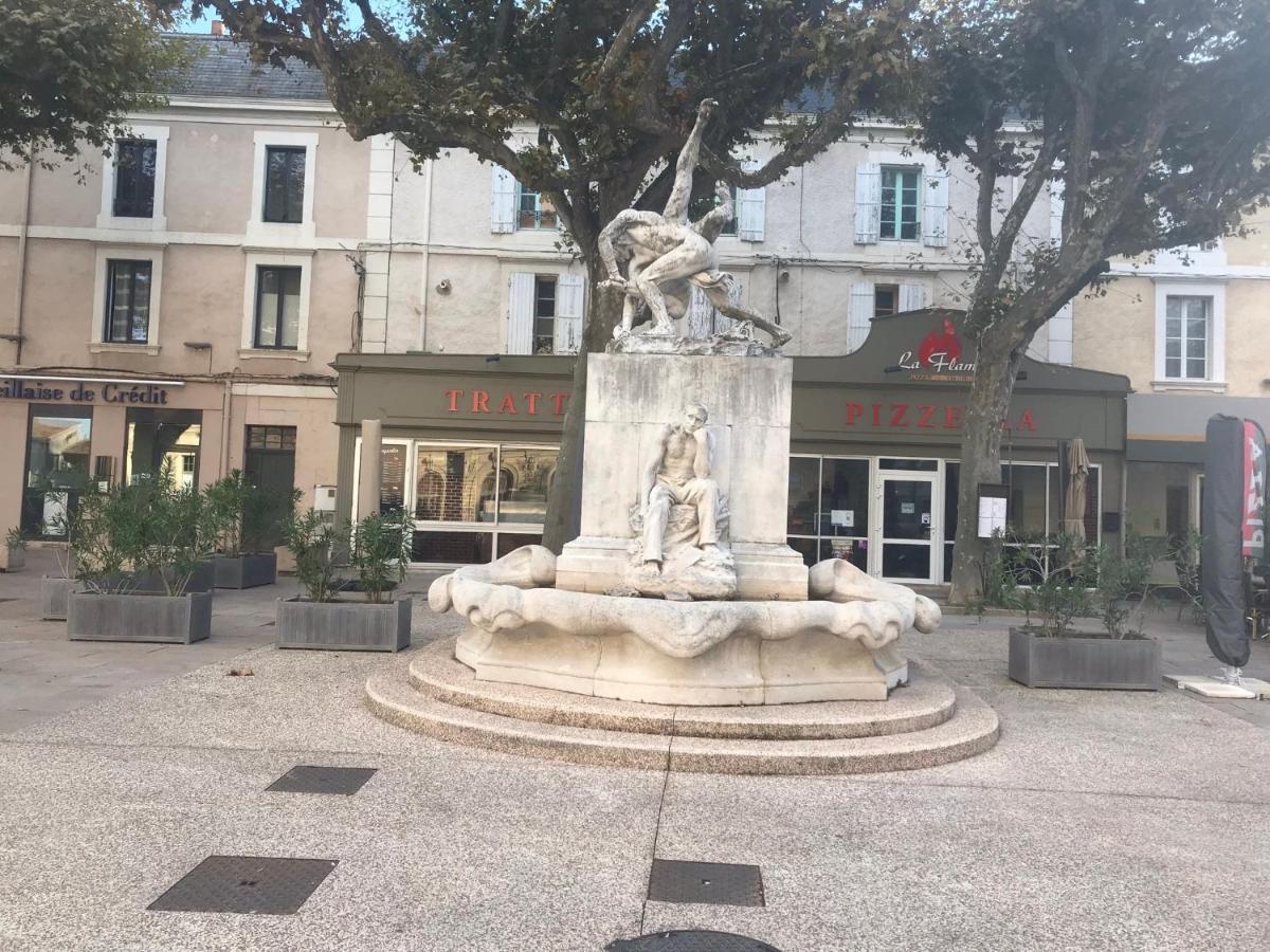 Gite Climatise Avec Piscine Sur Les Hauteurs De Bollene Bagian luar foto